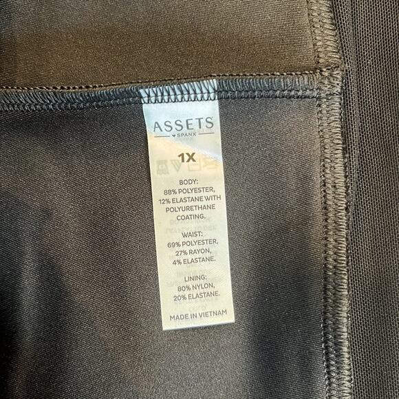 ASSETS BY SPANX Red Hot High Waisted Black Faux Leather Leggings 1X - Picture 9 of 10